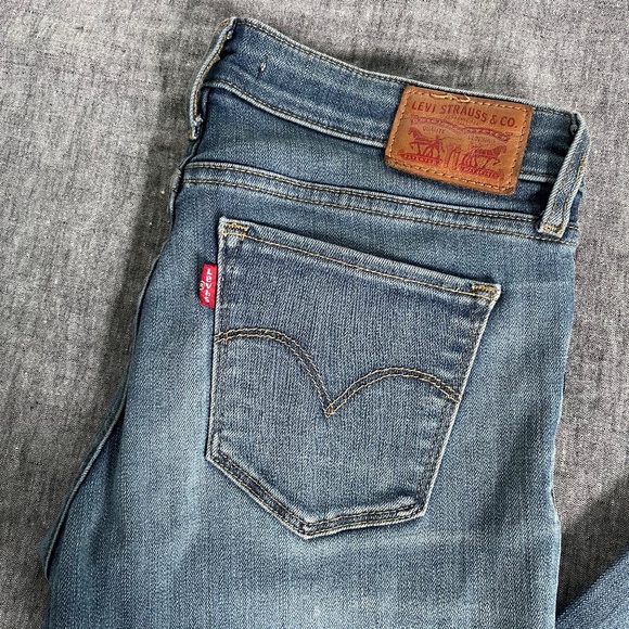 Levi's 711 Skinny Jeans Women's Medium Wash W27 L32 - Picture 4 of 15